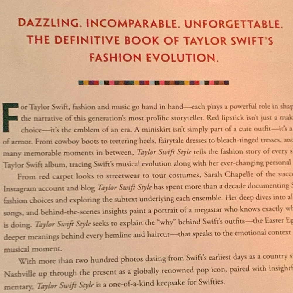 Taylor Swift Style Book - Picture 10 of 10